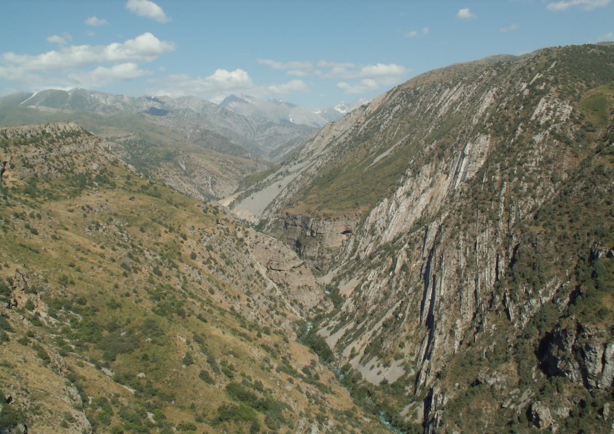 Aksu-Jabağlı koruma alanında Aksu Nehri’nin derin boğazı